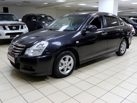 Nissan Almera