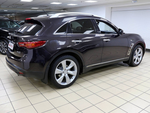 Infiniti FX