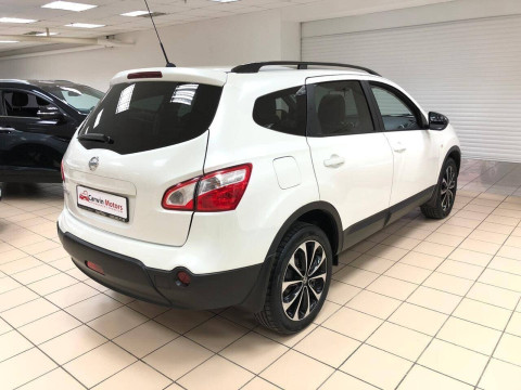 Nissan Qashqai+2