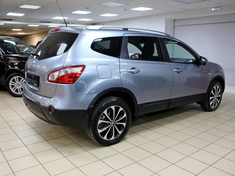 Nissan Qashqai+2