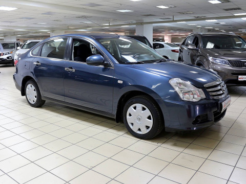 Nissan Almera