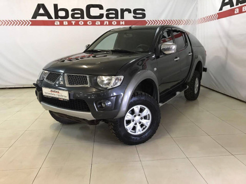 Mitsubishi L200